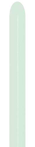 Sempertex 630 Pastel Matte Green 260S Nozzle up Modellierballons Grün